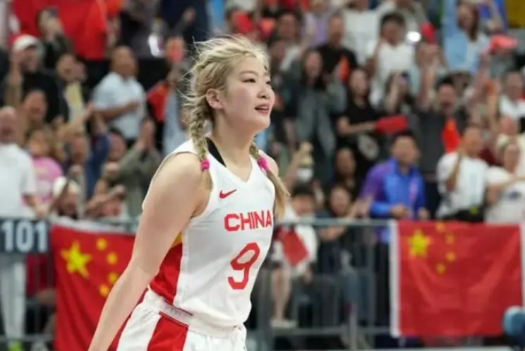 中国女篮奥运终极12人名单预测
