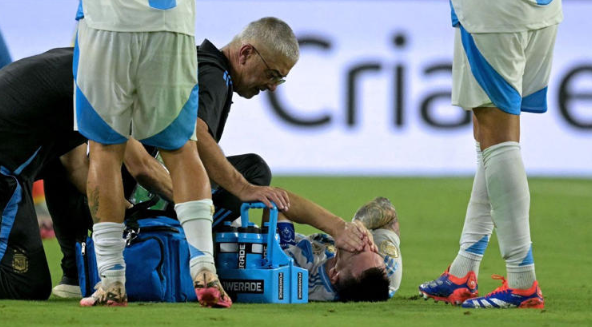 迈阿密国际官宣：梅西因伤暂别赛场，复出时间待定。