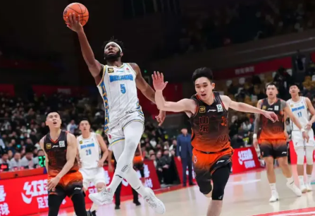 CBA俱乐部杯半决赛：上海 vs 北京 前瞻、分析