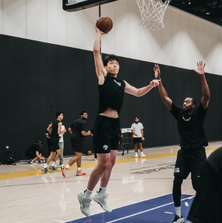 NBA选秀倒计时！杨瀚森完成14队试训奔赴纽约