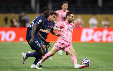 世俱杯-内维斯梅开二度，巴黎4-0轻取迈阿密将战拜仁
