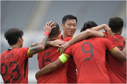 国足1-0中国香港获东亚杯季军 黄政宇国家队首球制胜