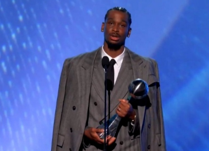 实至名归！亚历山大包揽ESPY最佳NBA球员和男运动员两大奖