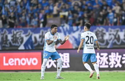 中超-图多列闪击段刘愚折射破门 三镇1-1西海岸