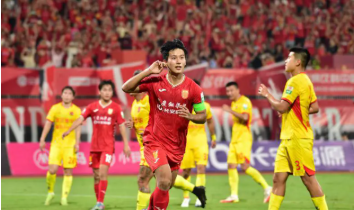 中甲榜首大战前瞻：辽宁铁人主场不败金身迎战重庆铜梁龙