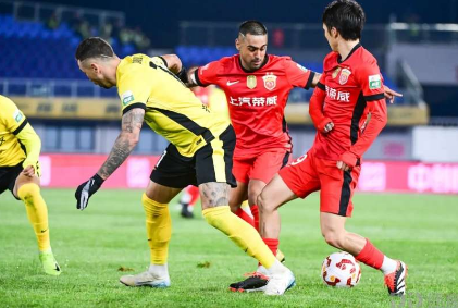 中超18轮前瞻​：上海海港 vs 青岛西海岸