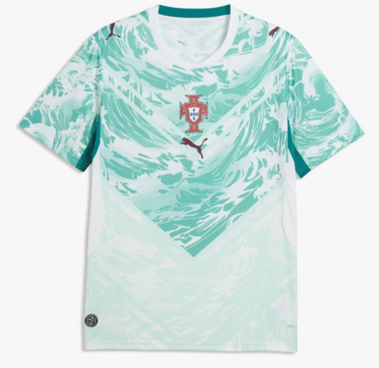 葡萄牙队发布2026世界杯客场球衣：浅绿色+超级英雄主题